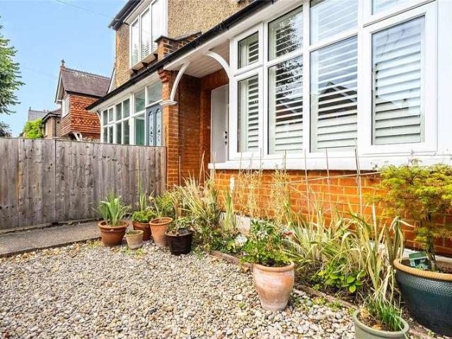 Flat for sale in Royal Borough of Kingston upon Thames, Greater London