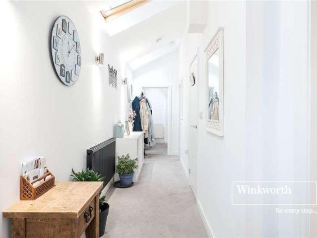 Flat for sale in Pokesdown, Bournemouth