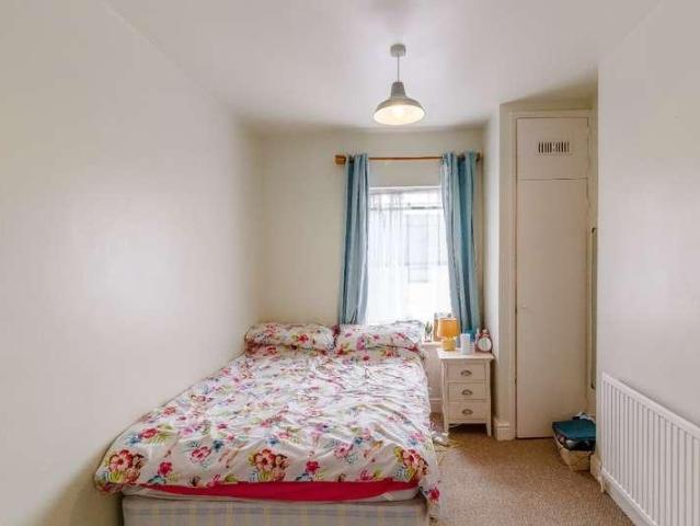 Flat for sale in Ewens Farm, Cheltenham