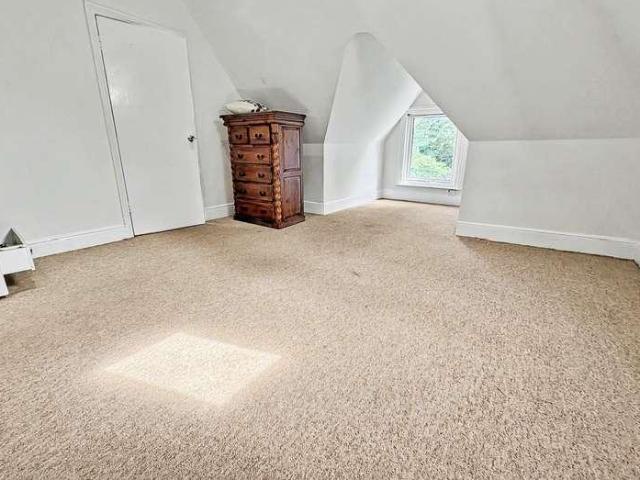 Flat for sale in Boscombe, Bournemouth