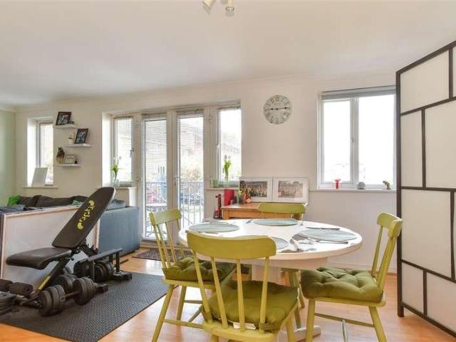 Flat for sale in Troy Town, Rochester