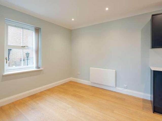Flat for sale in Black Bourton, Oxfordshire