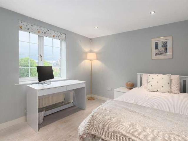 Flat for sale in London Borough of Merton, Greater London