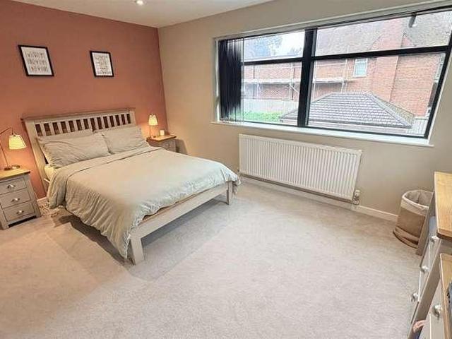 Flat for sale in Balsall Heath, Birmingham