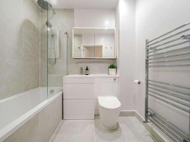 Flat for sale in Guildford Park, Westborough