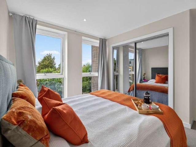Flat for sale in Little Stanmore, Greater London
