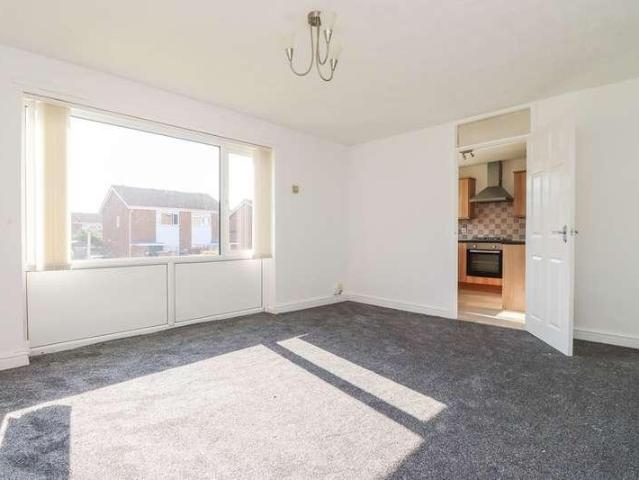 Flat for sale in Morton