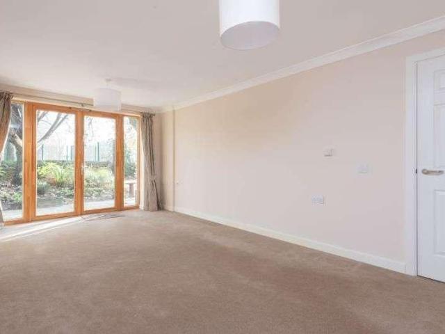 Flat for sale in Black Bourton, Oxfordshire