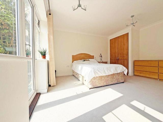 Flat for sale in Clayhall, Greater London