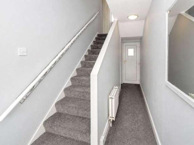 Flat for sale in Penrhyn Bay, Wales