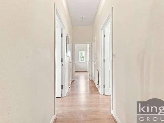 Flat for sale in Latton Bush, Harlow