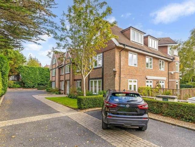 Flat for sale in Westbourne, Bournemouth