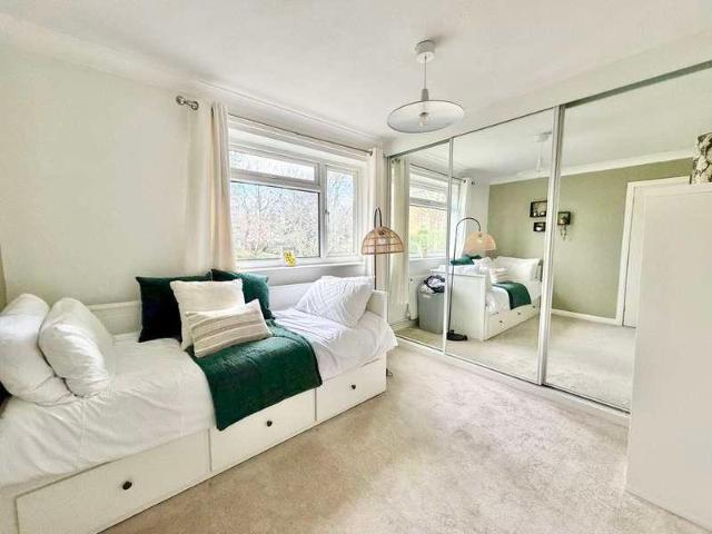 Flat for sale in Broadstone, Poole