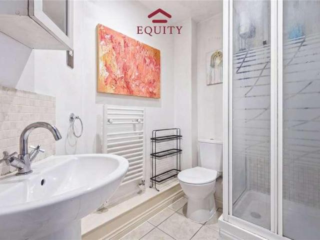 Flat for sale in Widmore, Greater London