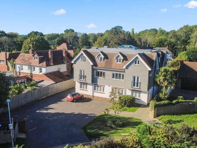 Flat for sale in Broad Oak, Canterbury