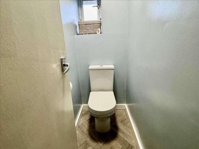Flat for sale in Wednesfield, West Midlands