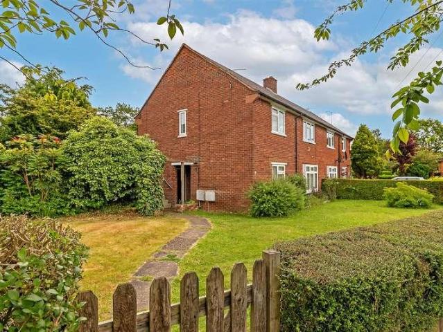 Flat for sale in St Albans, Five Acres