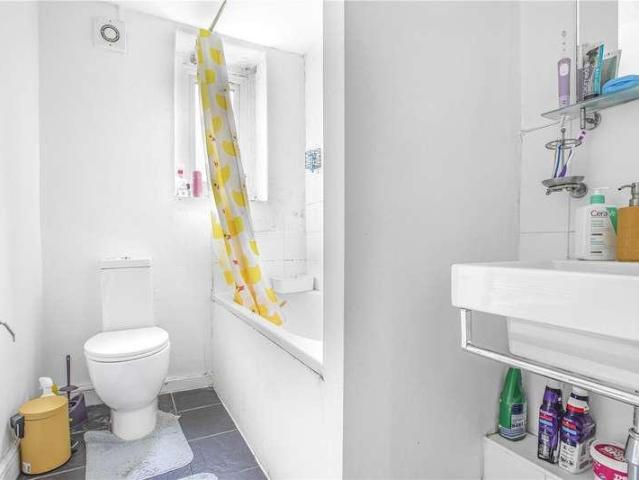 Flat for sale in Clerkenwell, Greater London