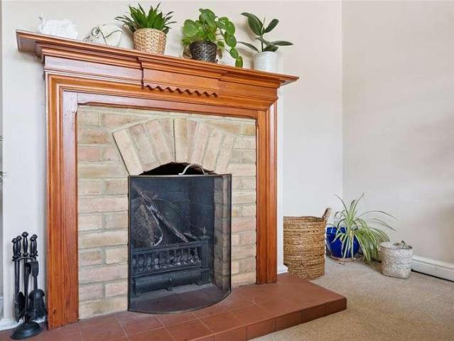 Flat for sale in Henley-on-Thames, Berrick Salome