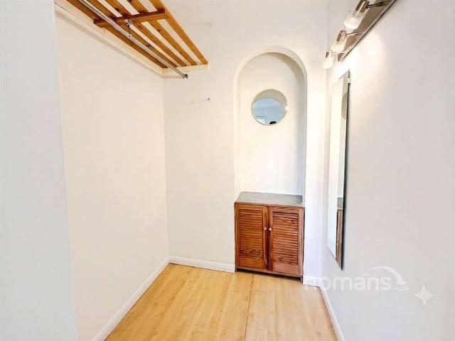 Flat for sale in Row Town, Surrey