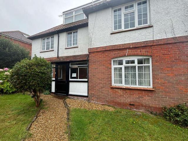 Flat for sale in Totland, Isle Of Wight