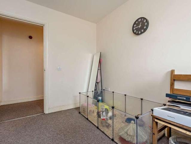 Flat for sale in Stoke, Stoke-on-Trent