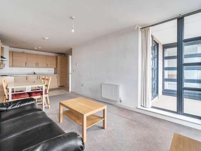 Flat for sale in Preston, Greater London