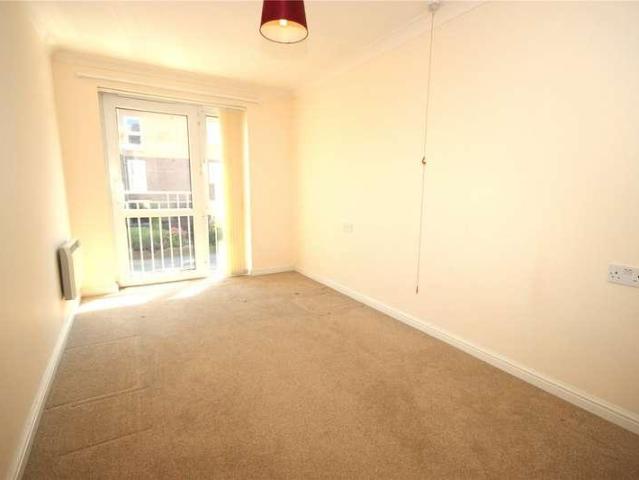 Flat for sale in Seaton, Budlake