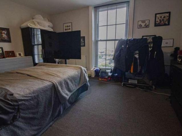 Flat for sale in Frome
