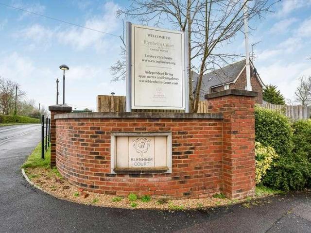 Flat for sale in West Liss, Bolton Low Houses