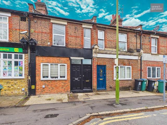 Flat for sale in Holywell Estate, North Watford