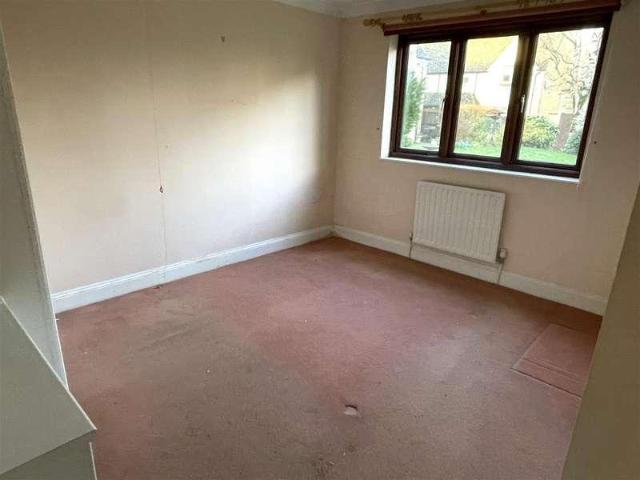 Flat for sale in Fossebridge, Gloucestershire
