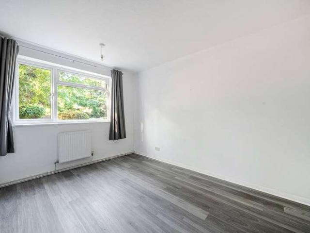 Flat for sale in Blackhills, Surrey