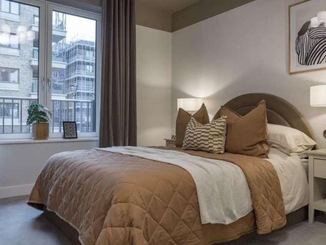 Flat for sale in Harringay, Greater London