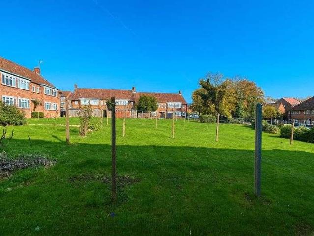 Flat for sale in London Borough of Barnet, Greater London