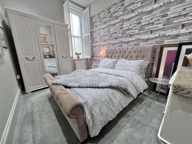 Flat for sale in Mere, Wiltshire