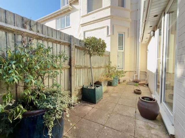 Flat for sale in Swanage, Dorset