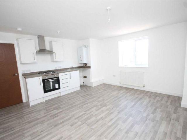 Flat for sale in Calderstones