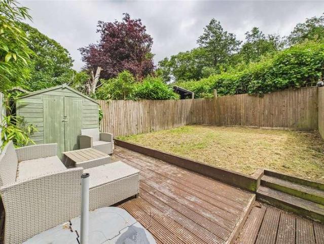 Flat for sale in Tulse Hill, Greater London
