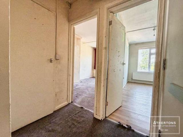 Flat for sale in Purewell, Christchurch
