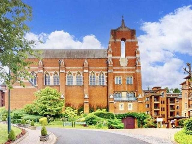 Flat for sale in London Borough of Harrow, Greater London