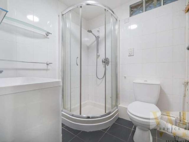 Flat for sale in Brunswick, Brighton