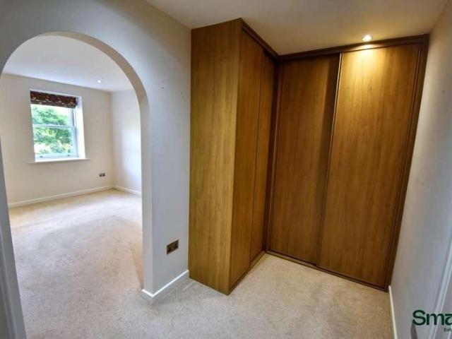 Flat for sale in Watergate, Devon