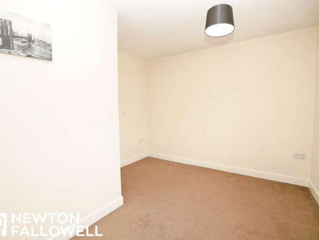 Flat for sale in Newtown, Costhorpe
