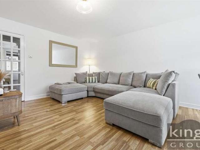 Flat for sale in Greater London