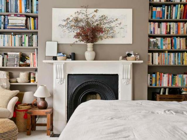 Flat for sale in Holloway, Lower Holloway