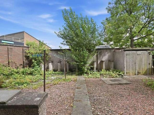 Flat for sale in Blackness, Scotland