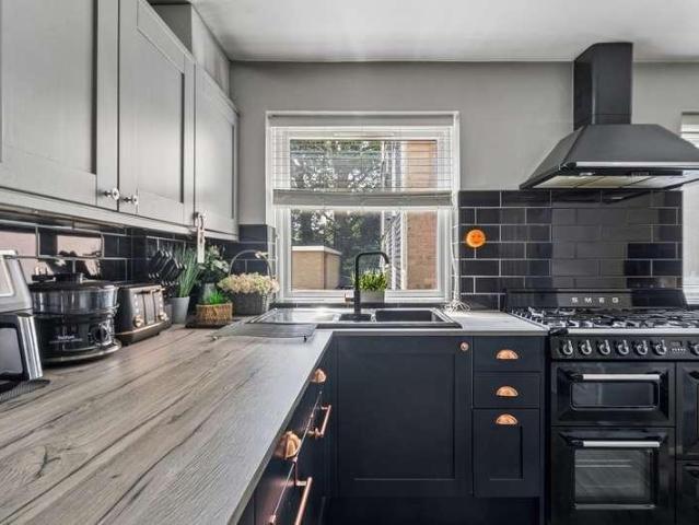 Flat for sale in Swallow, Buckinghamshire