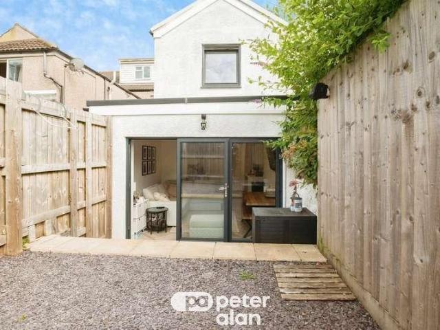 Flat for sale in Falcon Lodge, Wales
