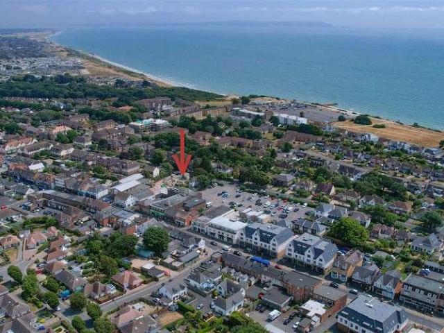 Flat for sale in Christchurch, Walkford